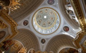 День в истории: возрождение собора Казанской иконы Божией Матери, Романовы на престоле и план «Барбаросса»