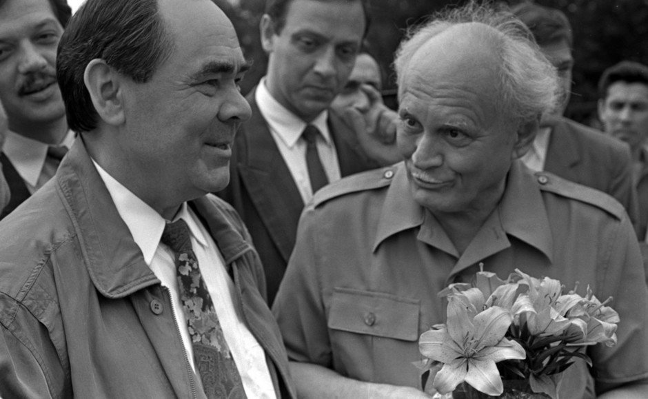 С первым официальным в новой истории президентом Венгрии Арпадом Генцем (1993 год)