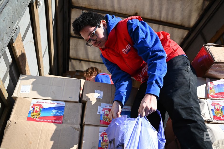 отправление очередной фуры гуманитарной помощи беженцам из Луганской и Донецкой народных республик