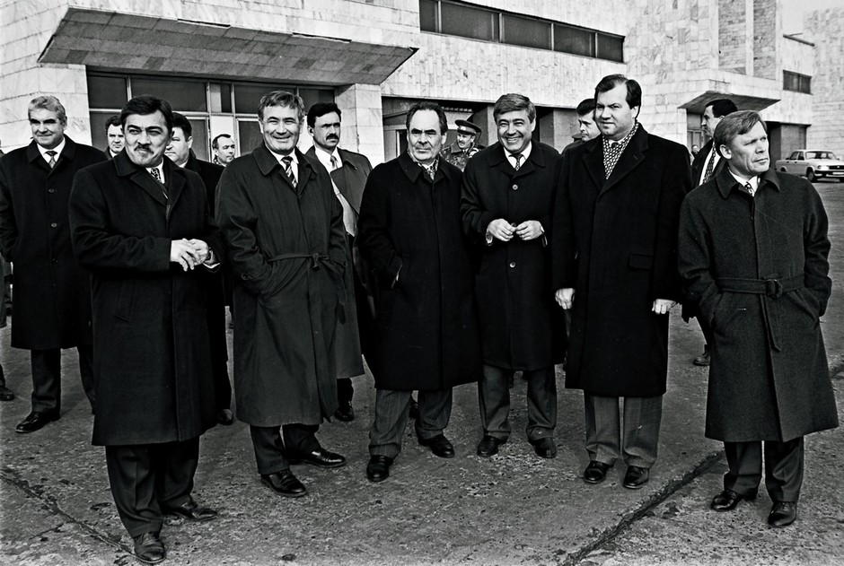С гостями, прибывшими на инаугурацию Минтимера Шаймиева. Весна 1996 года