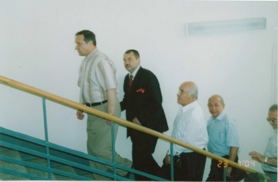 Открытие 4 этажа здания Вахитовского районного суда г.Казани (председатель ВС РТ Г.М.Баранов, председатель Вахитовского суда Р.А.Шарифуллин) 23.07.2004