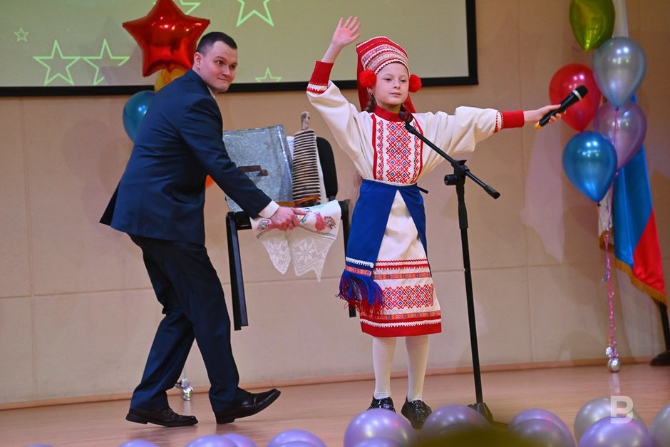 Участники всероссийского фестиваля «Хрустальные звездочки»