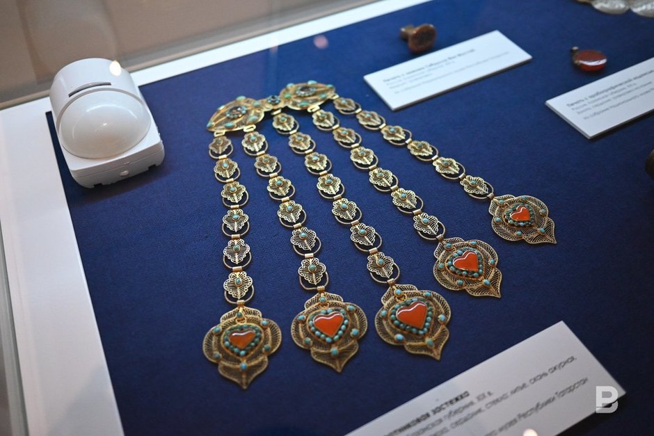 археологические артефакты выставочного проекта «Волжская Булгария. Великое наследие»