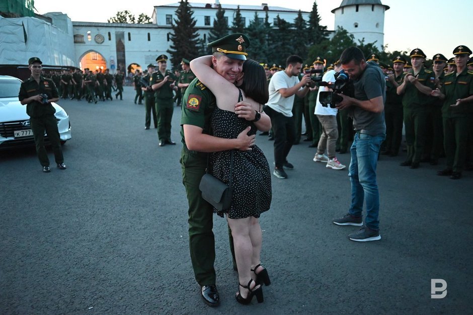 Последняя вечерняя поверка выпускников Казанского танкового училища