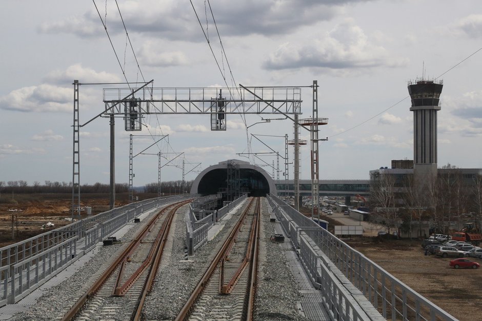 Железнодорожная линия до Международного аэропорта «Казань», 27 апреля 2013 г.