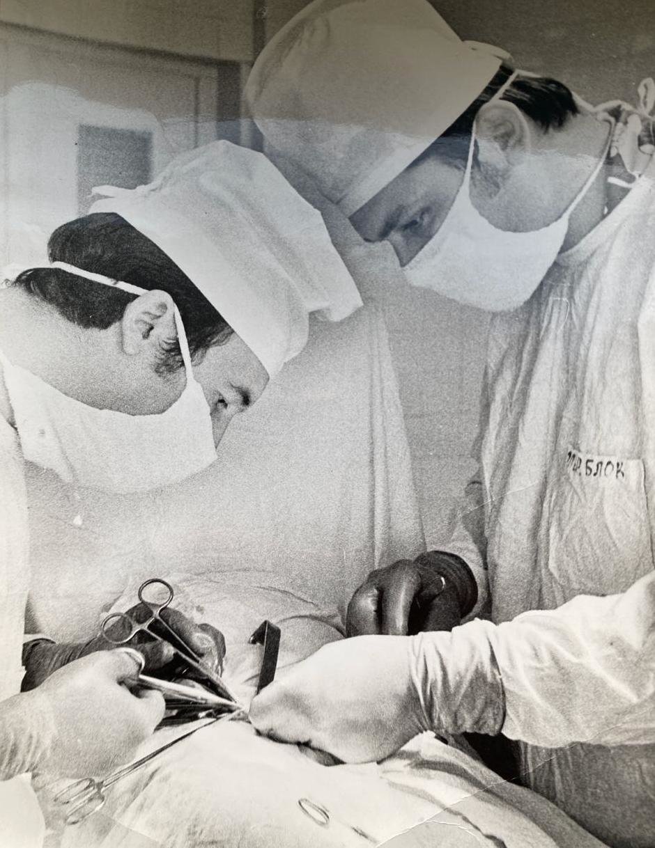 Операция в ДРКБ, 1980-е годы. Шамиль Тахаутдинов — слева