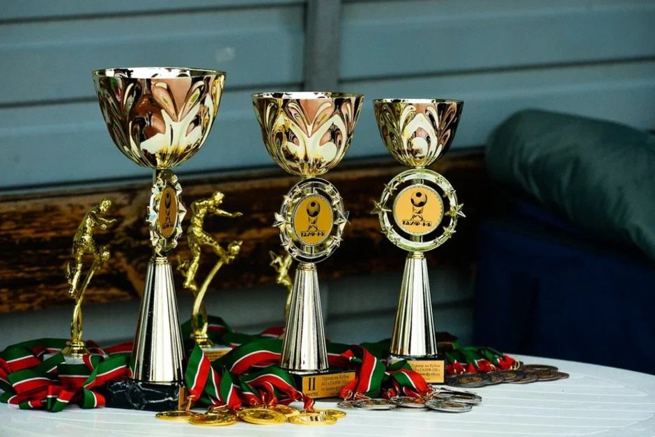 Награды по традиционному состязанию по мини-футболу