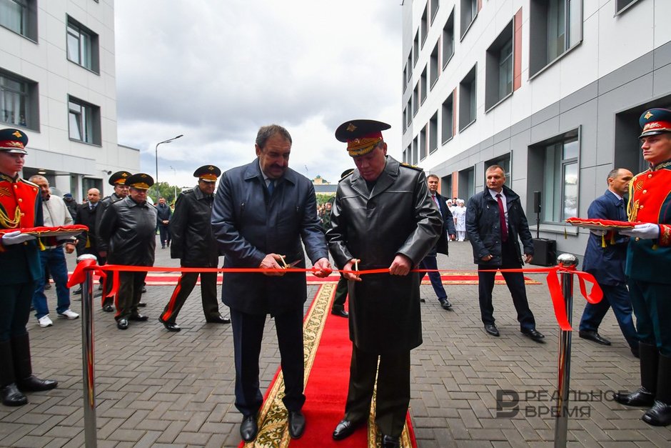 начальник Генерального штаба ВС РФ Валерий Герасимов и премьер-министр Татарстана Алексей Песошин