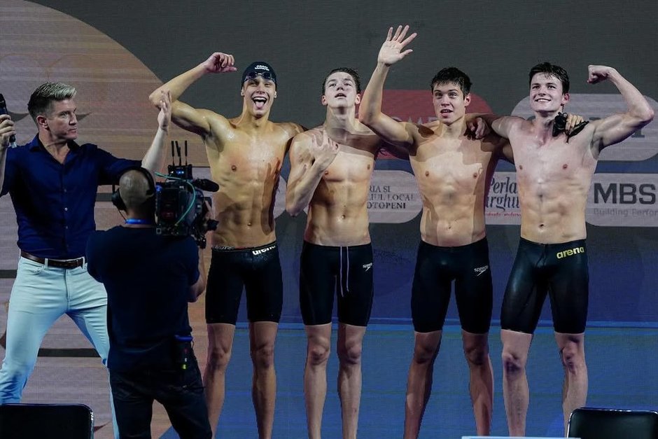 World Aquatics утвердила мировой юниорский рекорд российских пловцов