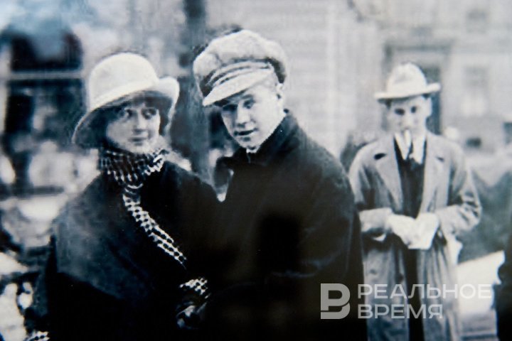 Московский озорной гуляка Сергей Есенин