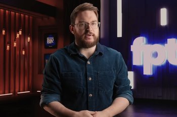 Apple судится с инсайдером Джоном Проссером из‑за утечек iOS 26