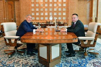Рустам Минниханов встретился с главой Минстроя РФ Иреком Файзуллиным