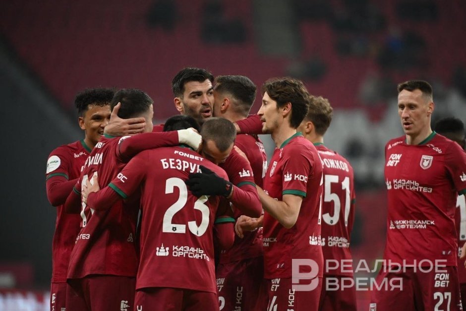 «Рубин» крупно обыграл в Казани «Локомотив», забив три гола