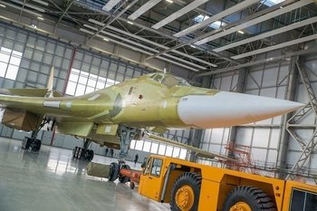 «Генерала» из Питера приземлили в Казани за кабели для «Белого лебедя»?