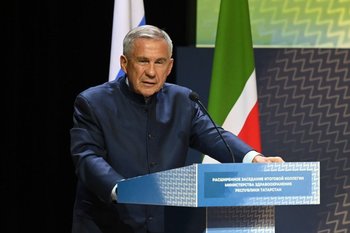 Рустам Минниханов: «Раньше благодарили уже за то, что вы в белом халате появились, сегодня этого недостаточно»