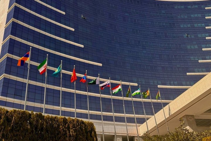 Лавров поблагодарил Туркменистан за содействие выезду граждан России из Ирана