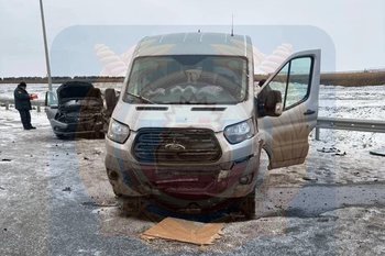 В Мензелинском районе грузовик выехал на встречку и столкнулся с двумя легковушками