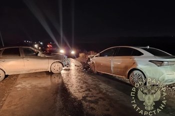 В Тукаевском районе Татарстана столкнулись Granta и Omoda: двое детей пострадали