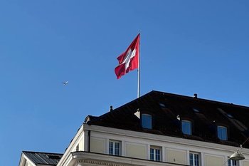 Швейцария присоединилась к 18-му пакету санкций ЕС против России