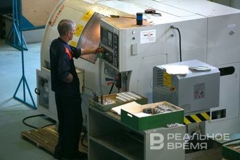 Бизнес-обзор: 25 млн бутылок для «Татспиртпрома» и новый рулевой на предприятии «Татнефти»