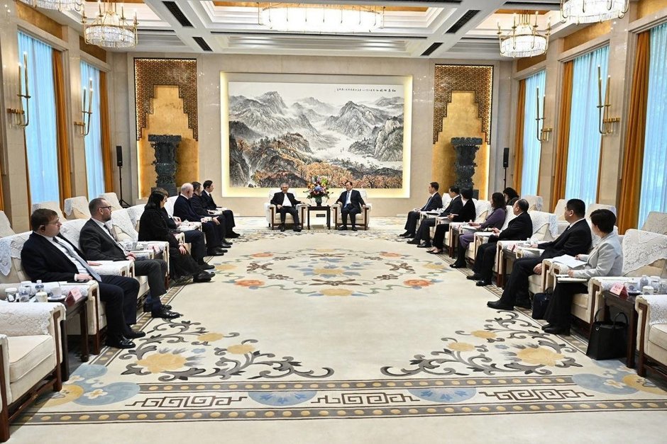 Минниханов обсудил сотрудничество Татарстана с провинцией Хубэй