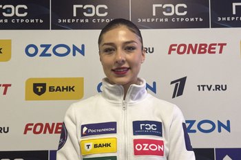 Анна Фролова лидирует после короткой программы на этапе Гран-при в Казани