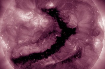 Четвертая за день вспышка класса М произошла на Солнце