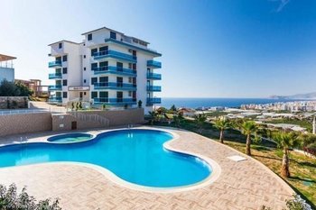 Россияне массово выезжают за границу на майские праздники