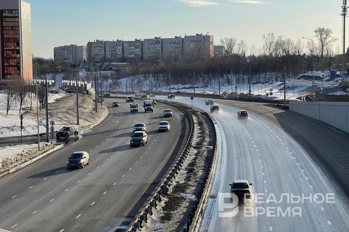 Водителей Татарстана предупредили о возможной гололедице на дорогах