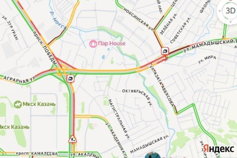 Пробки образовались в двух районах Казани