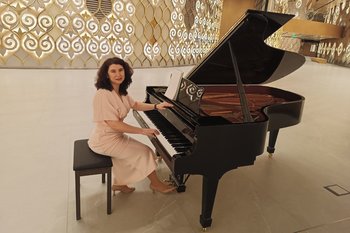 Алсу Сунгатуллина: «Национальная музыка живет, если передается из поколения в поколение»