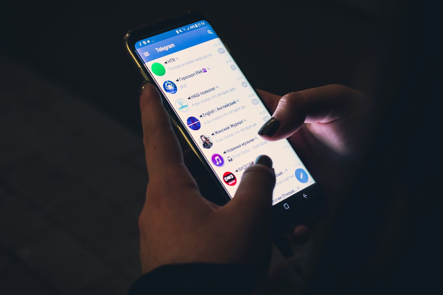 Суд подтвердил законность решения о запрете звонков в Telegram и WhatsApp*