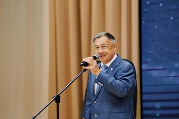 Путин наградил главу Сабинского района Татарстана Раиса Минниханова