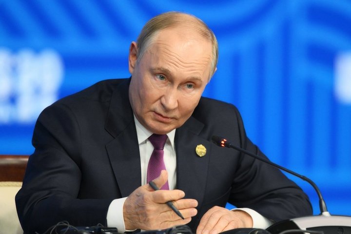 Путин провел трехчасовые переговоры со спецпосланником Трампа