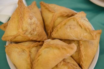 Курганская компания переименовала эчпочмаки со свининой после жалоб татарских покупателей