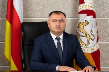 Глава Южной Осетии переходит на работу в администрацию президента России
