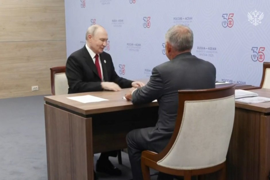 Путин поблагодарил Минниханова за проведение саммита Россия — АСЕАН на «лучшем международном уровне»