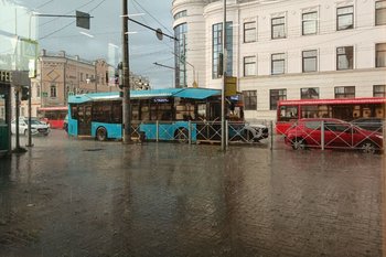 В центре Казани прошел дождь с градом