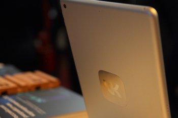 В Кремле призвали россиян перейти на Android после удаления приложений VK из App Store