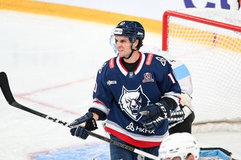 «Нефтехимик» официально расстался с канадским нападающим