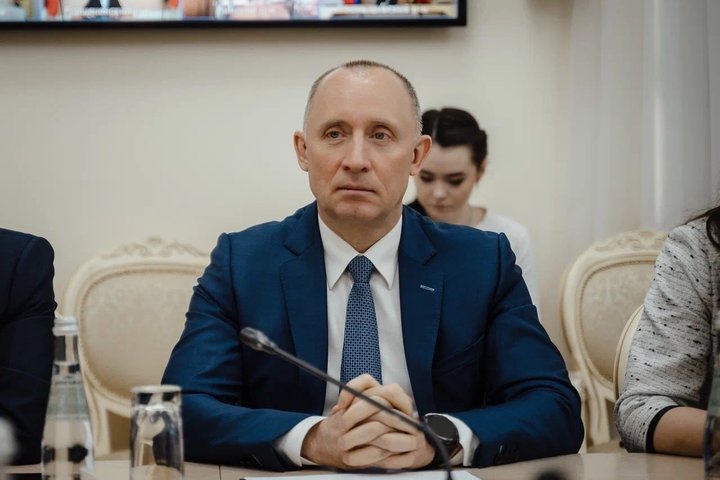 Замгубернатора Курской области Базарова этапировали в Москву для допроса