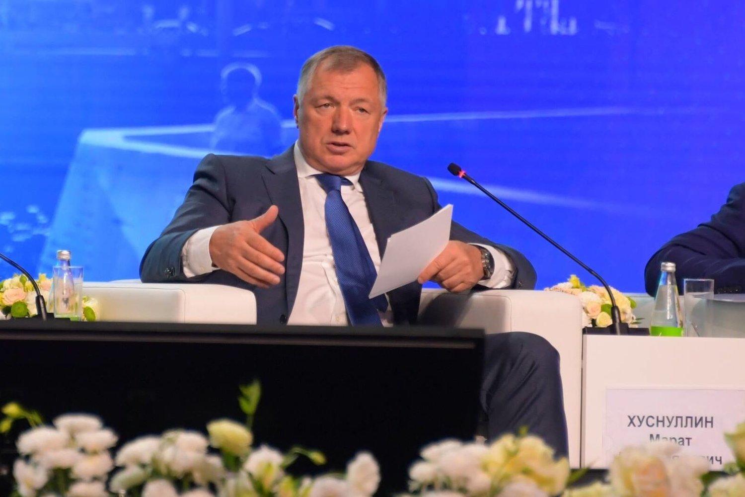 Хуснуллину показали макет проекта аэропорта Архыз в КЧР на «КазаньФоруме»