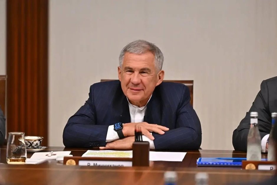 Минниханов на «Иннопроме» обсудил с хокимом Кашкадарьинской области проект курортного комплекса «Гелон»