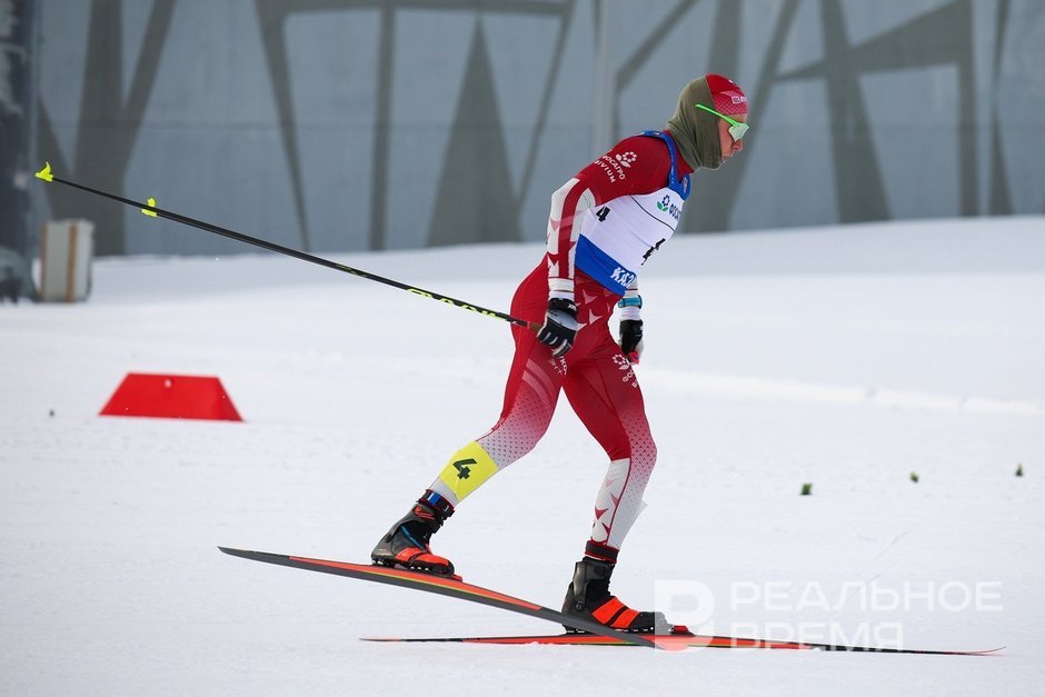 Татарстанский лыжник Большунов забрал золото в гонке на 50 км на чемпионате России