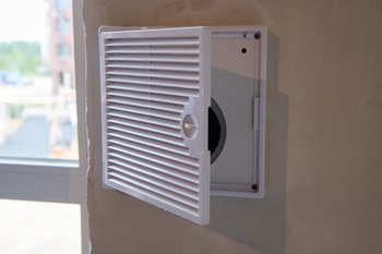 УК «Заречье» выплатила 200 тыс. рублей за проблемы в вентиляции двух домов Казани