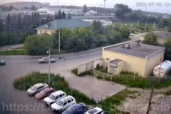 В Казани мотоциклист умер в больнице после столкновения с Audi A7 на Привокзальной улице