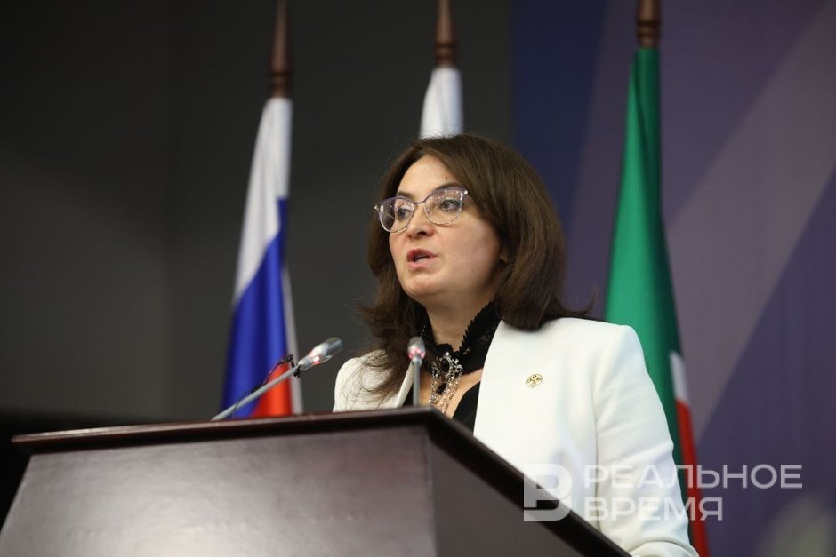 Лейла Фазлеева: «Закрывать глаза на проблемы — смотреть на это сквозь розовые очки»