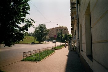 Казань начала XXI века: вверх по Бутлерова, мимо снесенных номеров и полукамушков