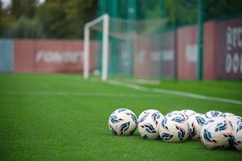 Дегтярев пригрозил уволить Карпина за отказ поддержать лимит на легионеров