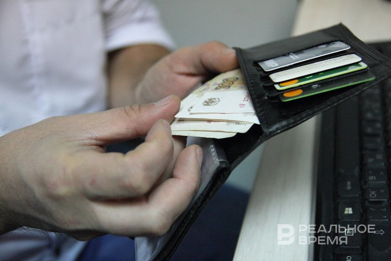 Госдума приняла в I чтении законопроект о повышении МРОТ до 27 тыс. рублей